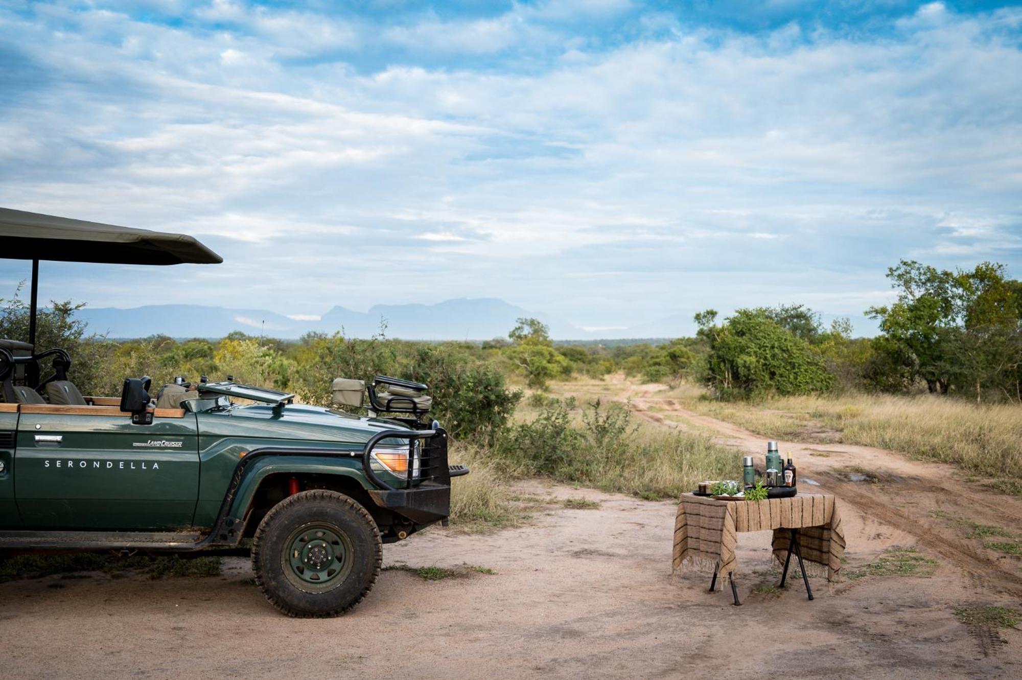 Serondella Safari Lodge 쏜부시 게임 리저브 외부 사진
