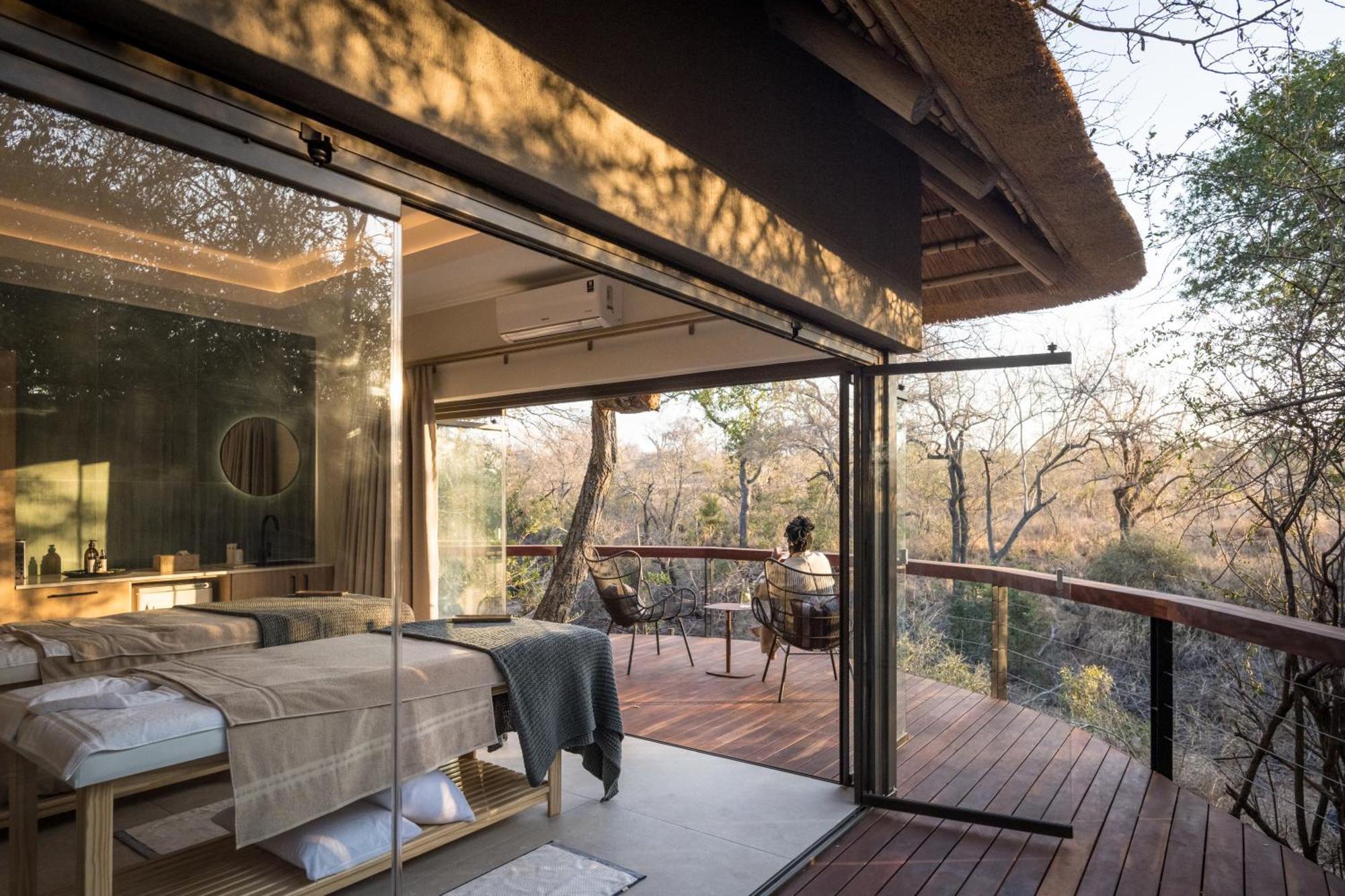 Serondella Safari Lodge 쏜부시 게임 리저브 외부 사진