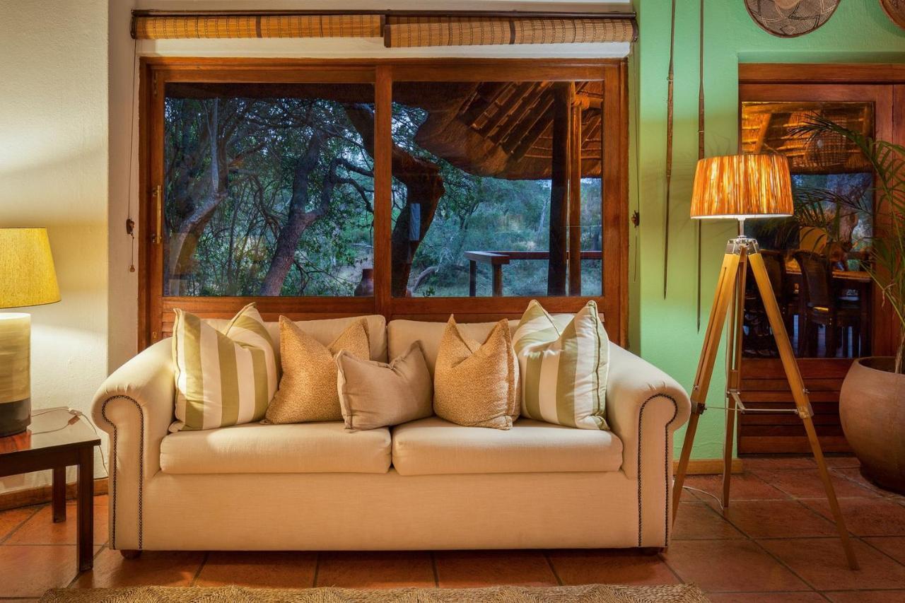 Serondella Safari Lodge 쏜부시 게임 리저브 외부 사진